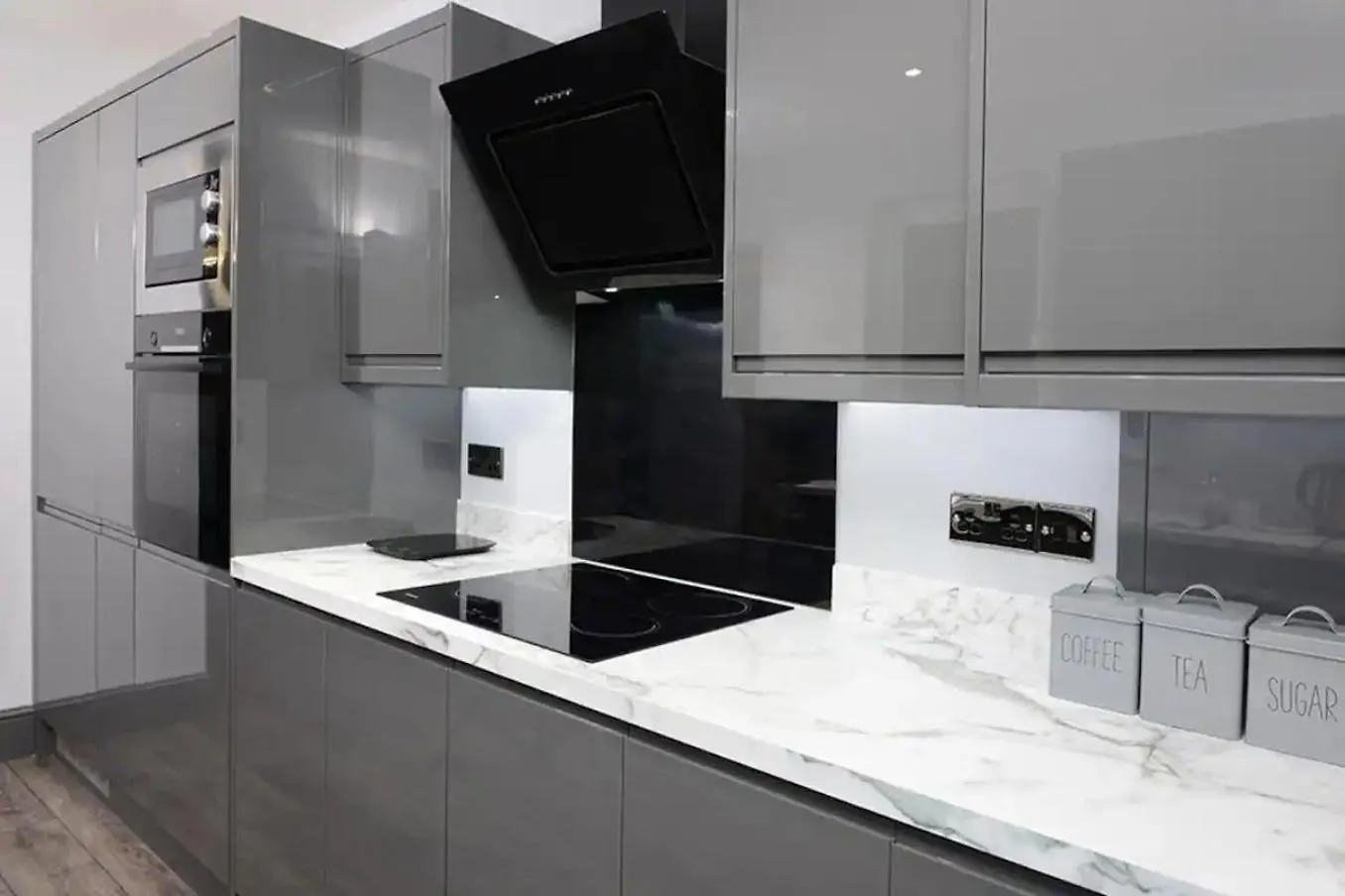 Luxury 8-Bed 2 Bath Contractor Ready Villa Southampton