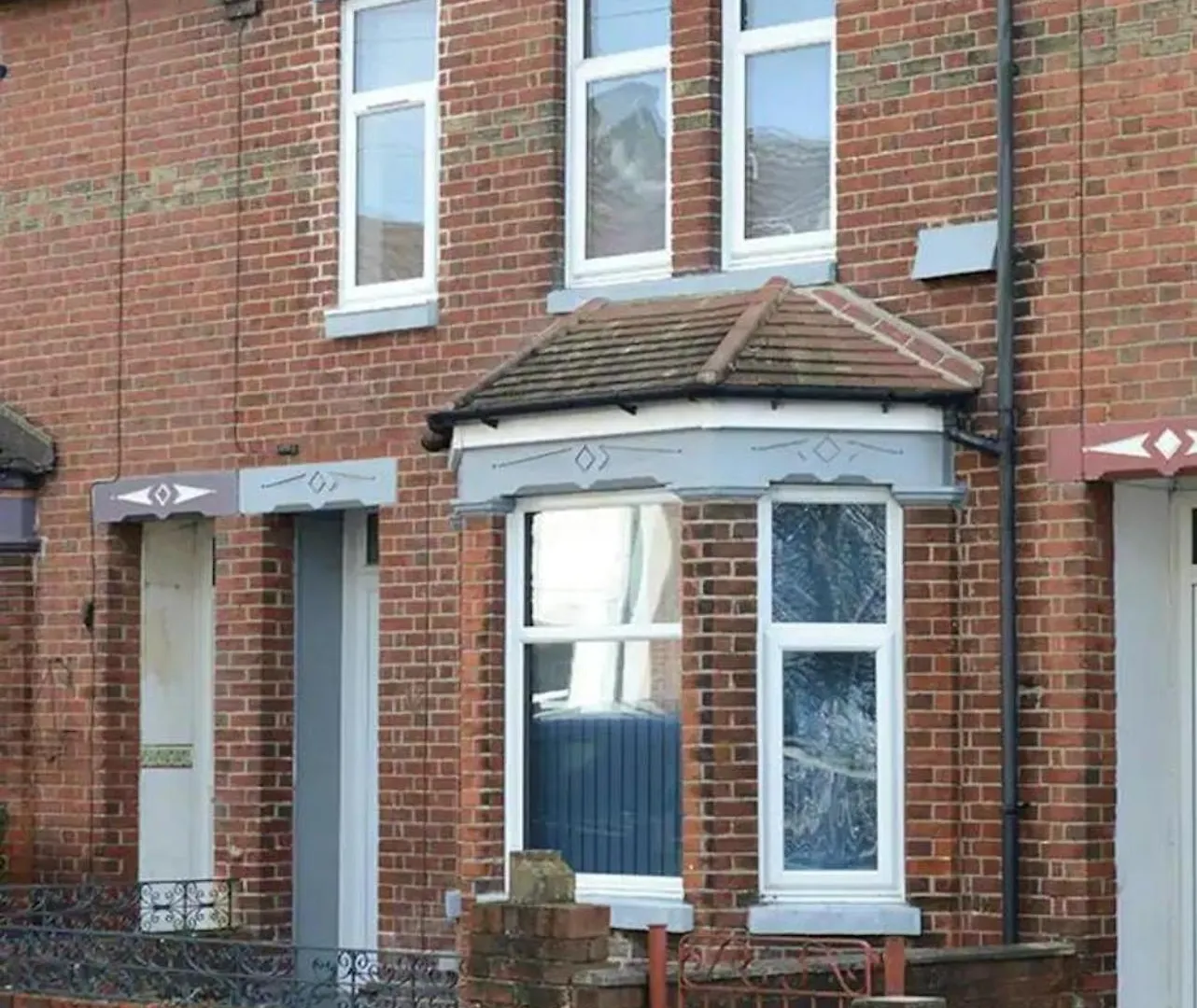 Luxury 8-Bed 2 Bath Contractor Ready Villa Southampton 0*,  United Kingdom